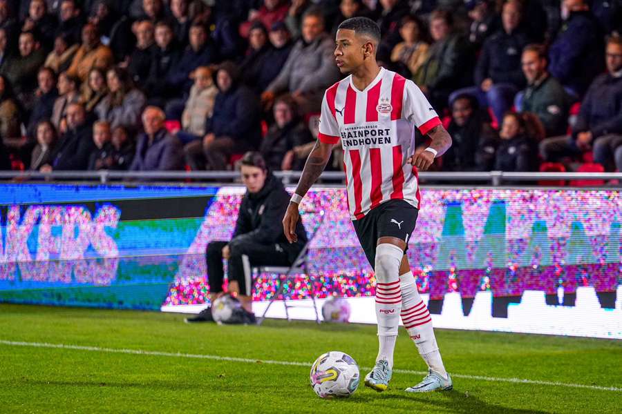 Savinho prefers to continue at PSV next season