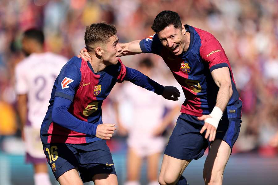 Lewandowski pomohol Barcelone dvomi gólmi. V sezóne má na konte celkovo 25 zásahov.