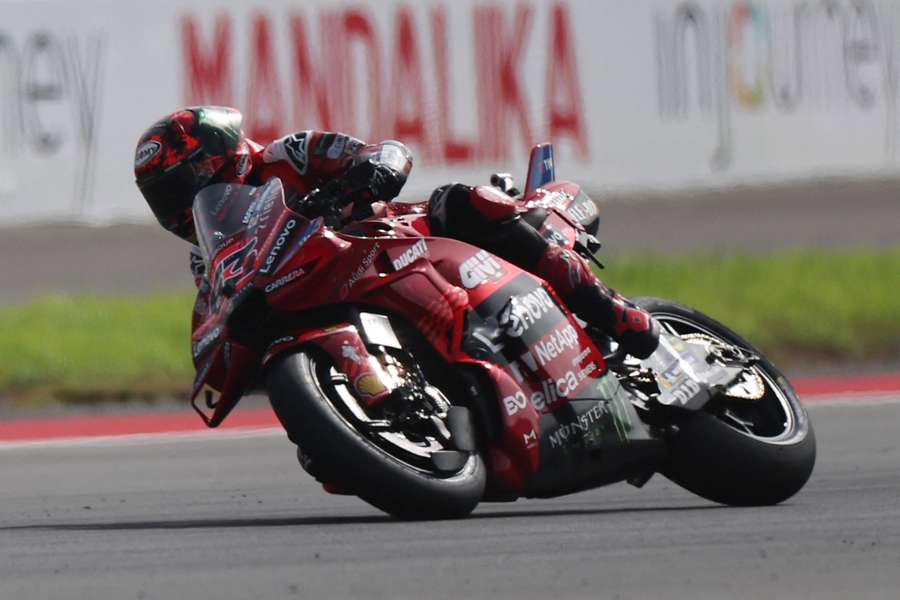 Bagnaia in action during the sprint race Bagnaia in action during the sprint race