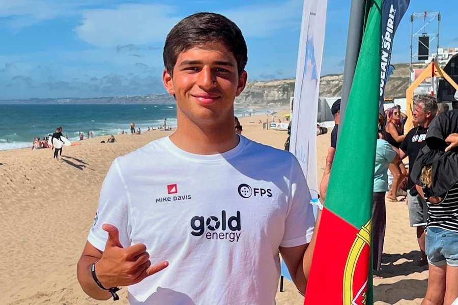 Francisco Freitas sagrou-se campeão europeu em longboard sub-18