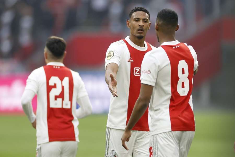 Lisandro Martinez, Sebastien Haller en Ryan Gravenberch spelen inmiddels niet meer voor Ajax