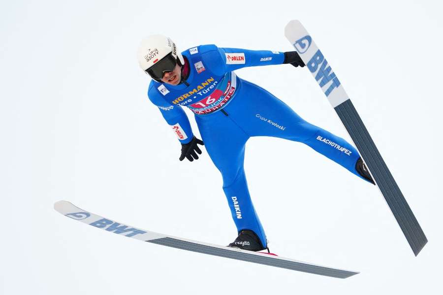 Piotr Żyła oddał znakomity skok w pierwszej serii w Innsbrucku 