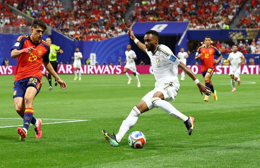 Cubrasi in action for Spain Cubrasi in action for Spain