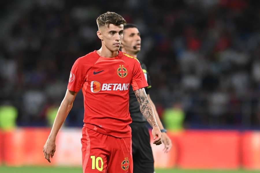 Octavian Popescu ao serviço do FCSB