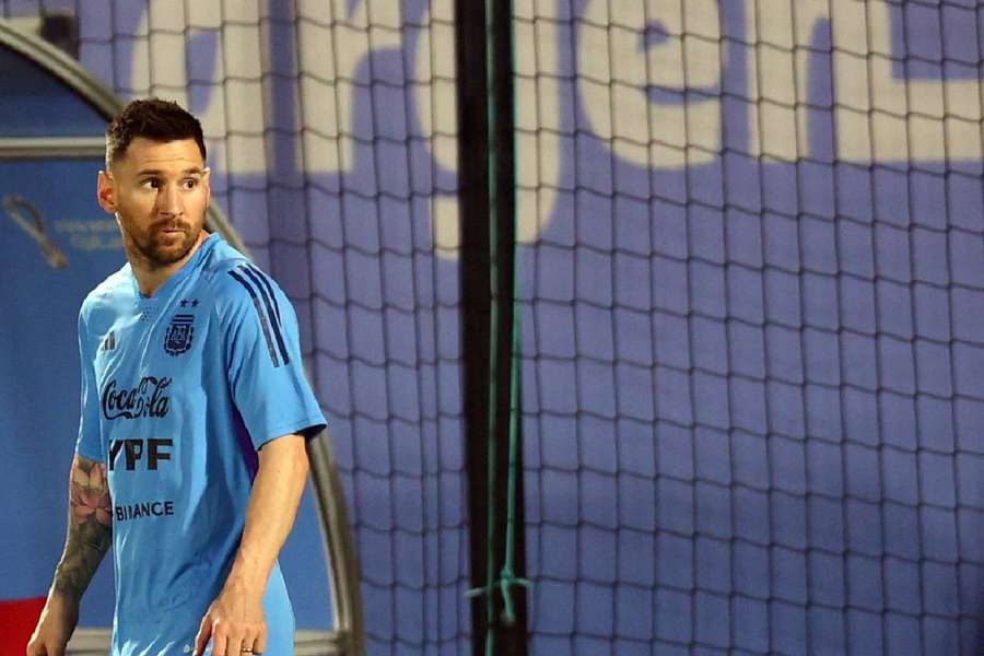 Estreia de Messi na Copa do Mundo do Catar será nesta terça-feira (22), às 7h