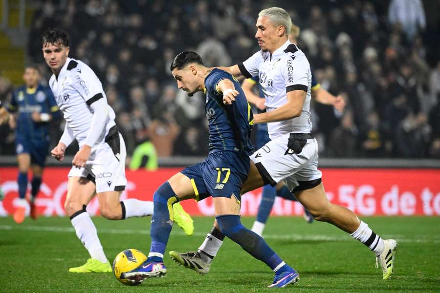 Rodrigo Abascal perante Borja Sainz