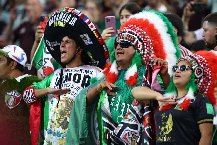 Les supporters mexicains ont rempli le NRG Stadium pour leur première victoire.