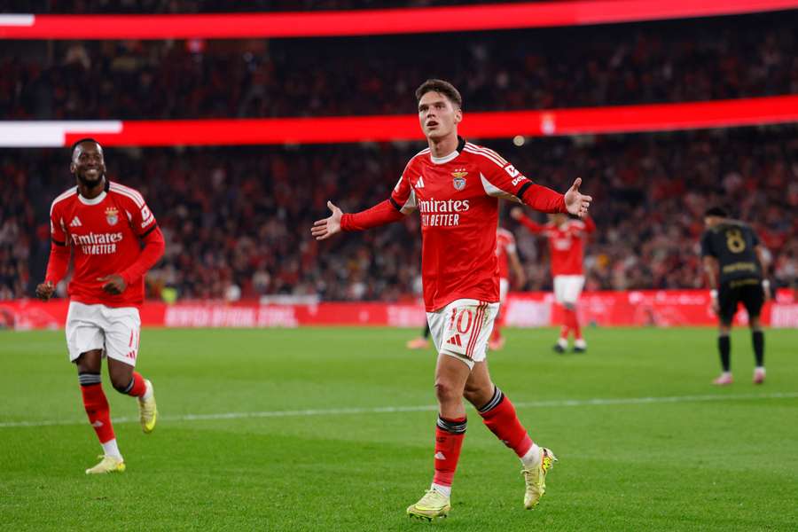 Sudakov marcou na última jornada pelo Benfica