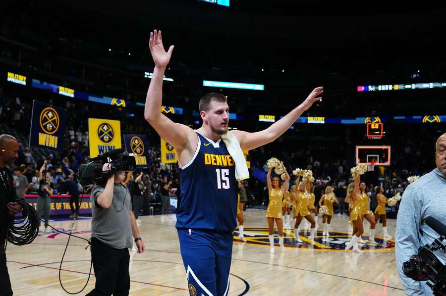 NBA Weekly: Unstoppable Nikola Jokic guides Denver Nuggets back up the ...