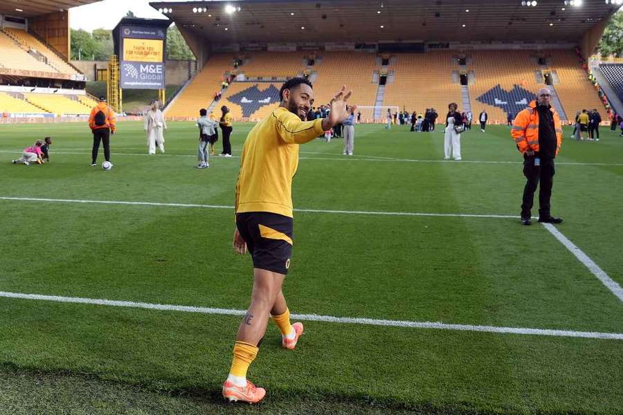 Man Utd target Cunha posts message to Wolves fans