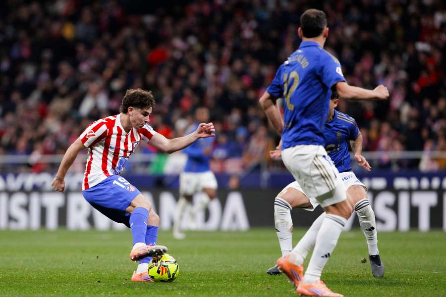 Julian Alvarez nel match contro l'Oviedo