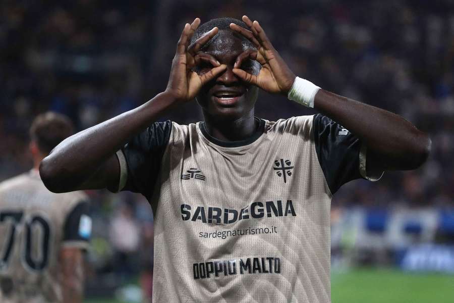 A celebração de Mendy após o golo do 0-1 A celebração de Mendy após o golo do 0-1