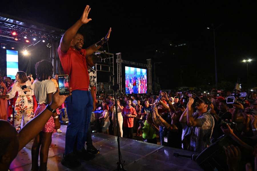 Mijaín López saluda al pueblo cubano.