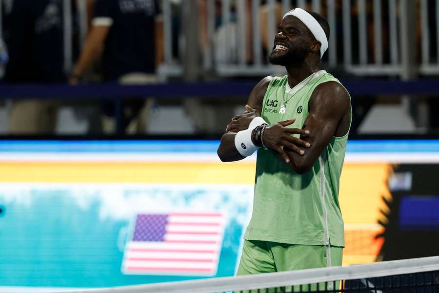 L'esultanza di Tiafoe dopo la vittoria contro Atmane