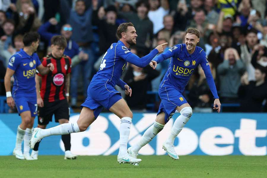 Henderson dal za Chelsea první dva ligové góly. Henderson dal za Chelsea první dva ligové góly.