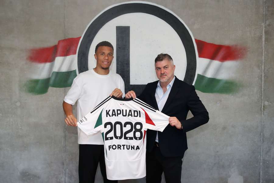 Kapuadi podpisał nowy kontrakt z Legią Warszawa, zostaje do 2028 roku