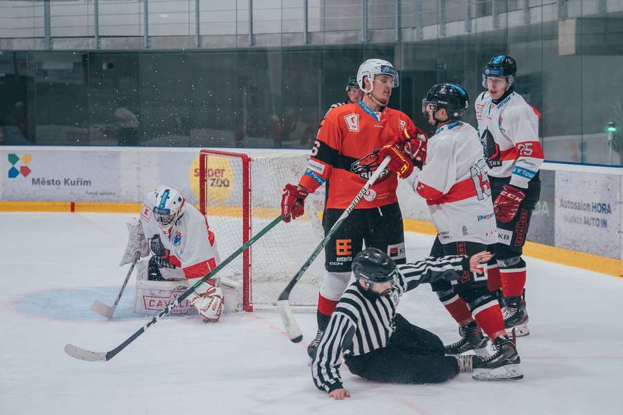 V zápase VUT Cavalier Brno – Riders Pardubice uspěli hosté 5:3.