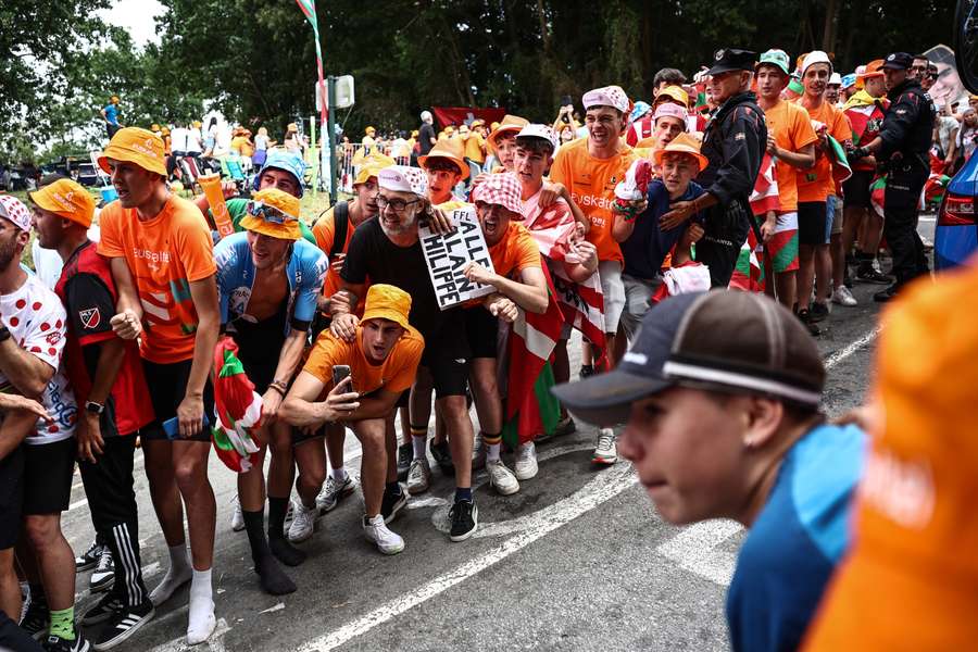 Die baskischen Fans feierten die Radsportler frenetisch