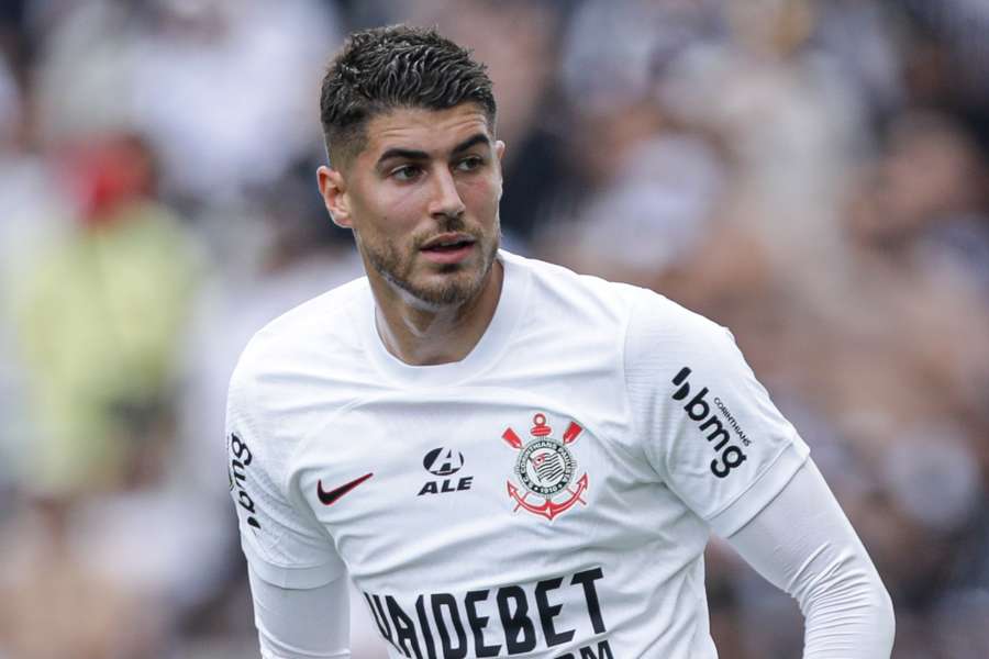 Crise pressiona Corinthians a liberar espaço na folha Crise pressiona Corinthians a liberar espaço na folha