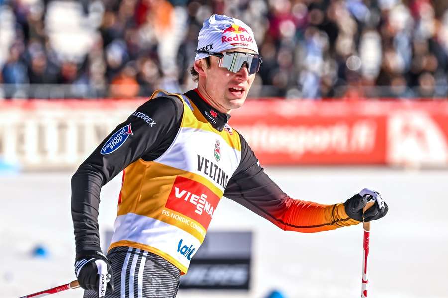 Vinzenz Geiger ist vierter deutscher Gesamtweltcup-Sieger Vinzenz Geiger ist vierter deutscher Gesamtweltcup-Sieger