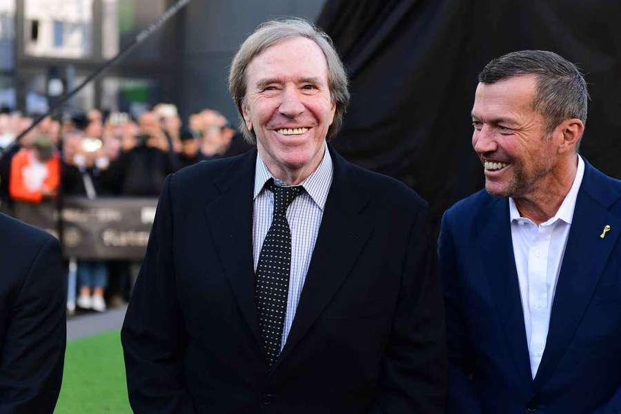 Günter Netzer (M.) und Lothar Matthäus (r.)