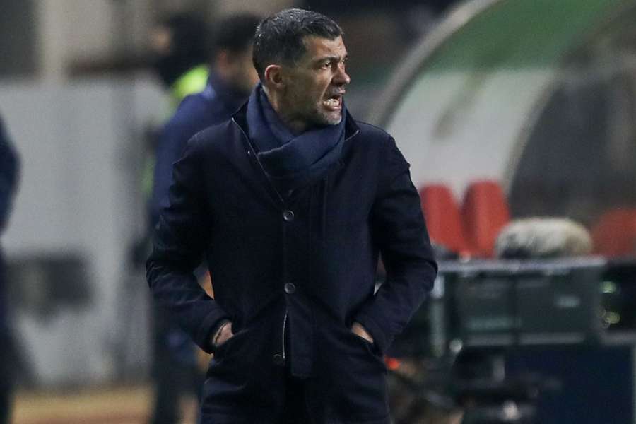 Sérgio Conceição defendeu não ser justo ter menos 24 horas de descanso que o Sporting