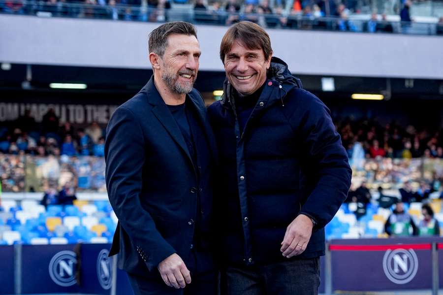 Eusebio Di Francesco e Antonio Conte si salutano prima di Napoli-Venezia