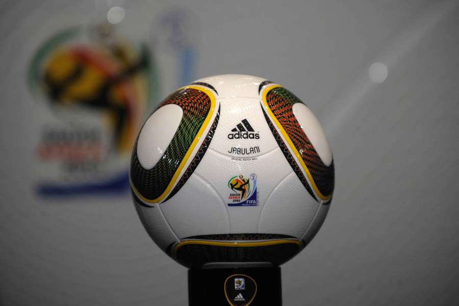 Istoria mingilor de meci de la Cupa Mondială Istoria mingilor de meci de la Cupa Mondială