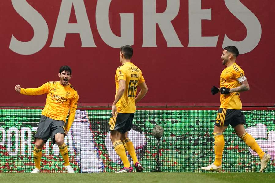 Gonçalo Guedes nos festejos do golo do Benfica