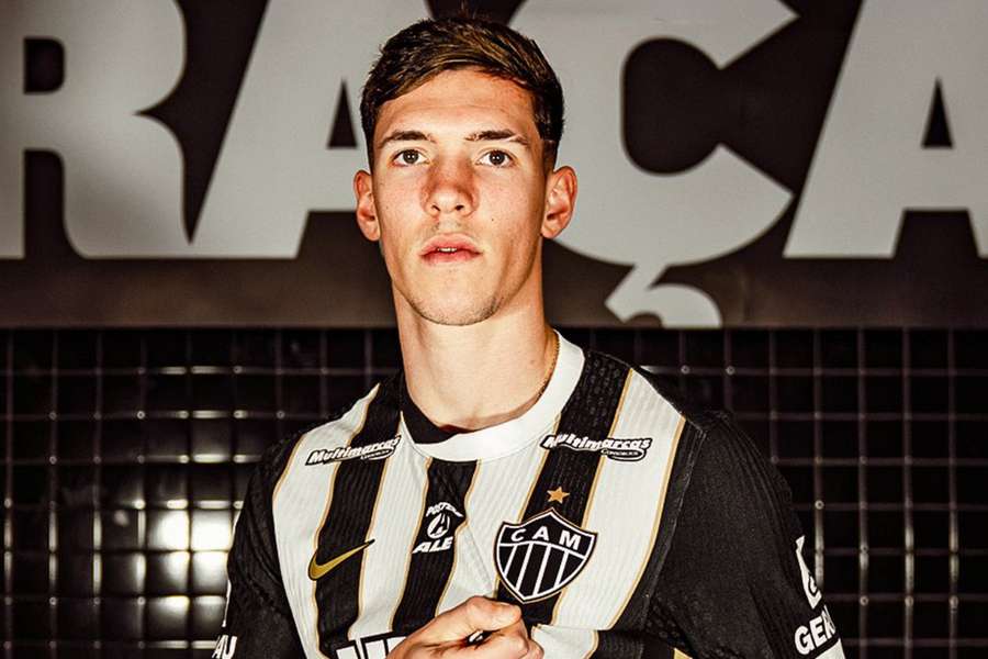Borbas chega ao Galo após passagem sem gols na Europa