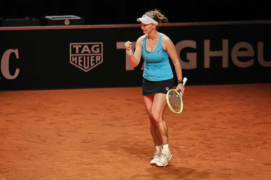 Krejčíková se v Madridu porve o postup do semifinále čtyřhry.