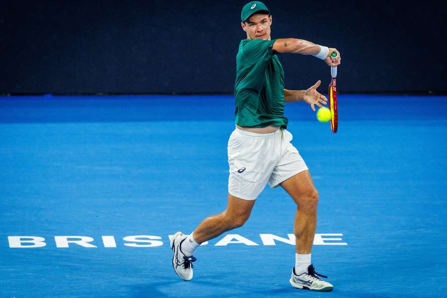 Kamil Majchrzak po dzielnej walce przegrał z Miedwiediewem w ćwierćfinale w Brisbane Kamil Majchrzak po dzielnej walce przegrał z Miedwiediewem w ćwierćfinale w Brisbane