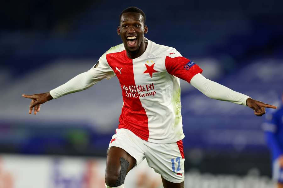 Abdallah Sima ve Slavii nastartoval kariéru ve velkém fotbale. Abdallah Sima ve Slavii nastartoval kariéru ve velkém fotbale.