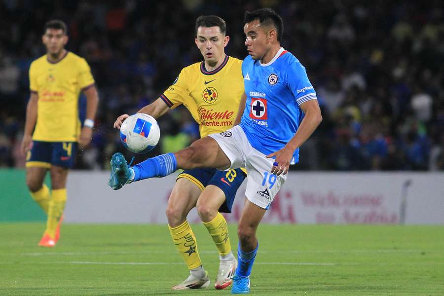 El español Álvaro Fidalgo marcó el gol de los suyos.