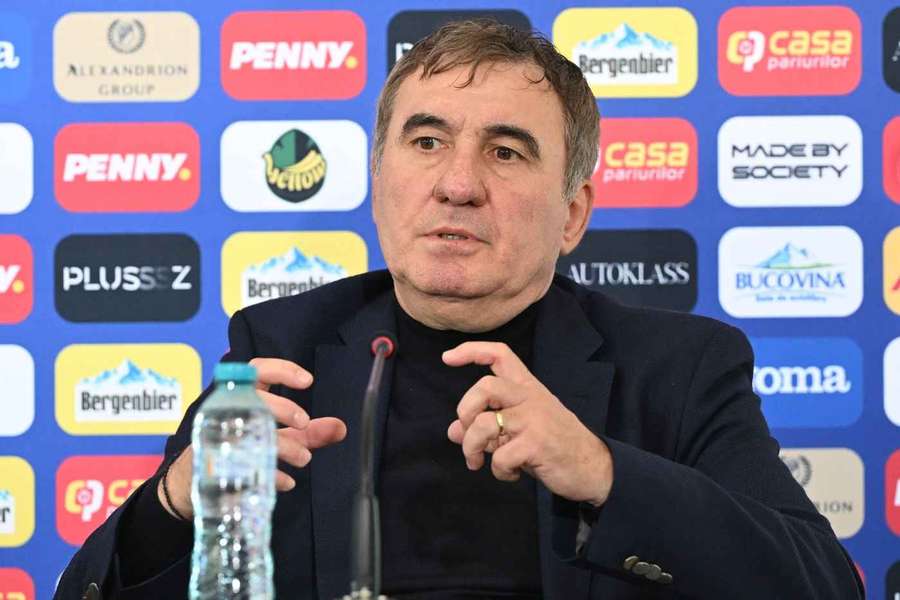 Selecționerul Gică Hagi Selecționerul Gică Hagi