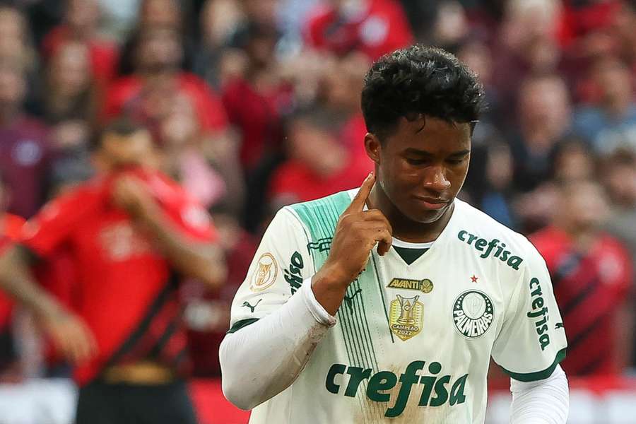 Endrick foi o protagonista do primeiro tempo