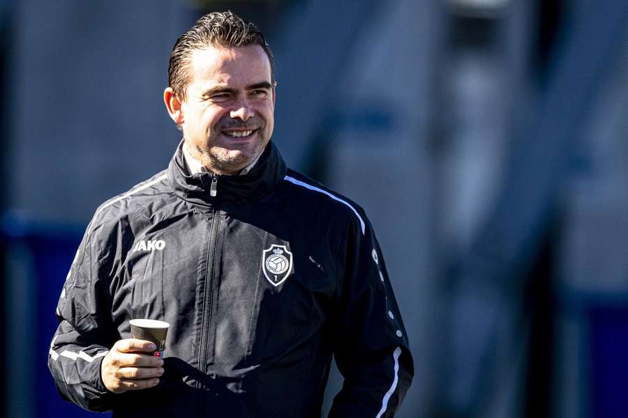 Marc Overmars a fost internat în spital