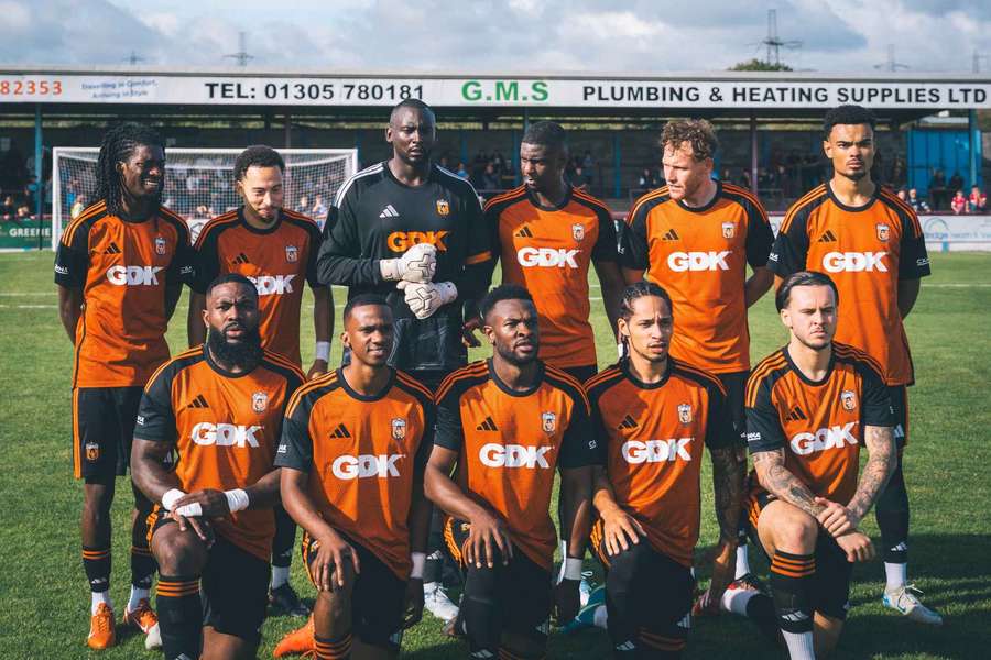 SE Dons are on the verge of qualifying for the FA Cup first round SE Dons are on the verge of qualifying for the FA Cup first round