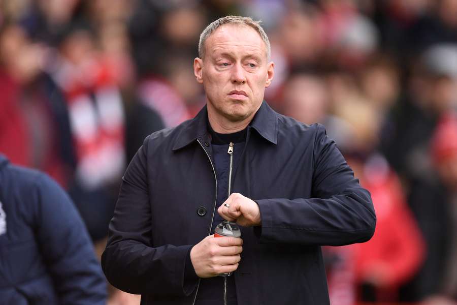 Nottingham Forest ucina spekulacje: trener Steve Cooper zostaje