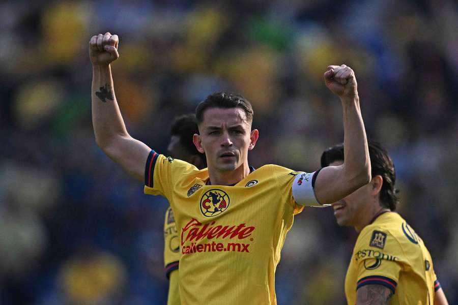 Álvaro Fidalgo da el sí a la Selección Mexicana de Fútbol y se enfila al Mundial Álvaro Fidalgo da el sí a la Selección Mexicana de Fútbol y se enfila al Mundial