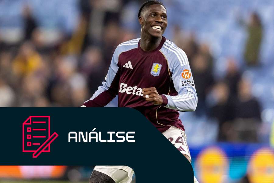 Amadou Onana celebra após a vitória do Aston Villa frente ao Lille