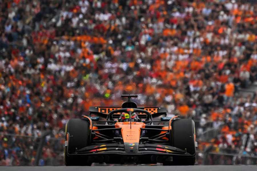 Oscar Piastri sa teší z deviateho prvenstva v F1 a siedmeho v aktuálnom ročníku. Oscar Piastri sa teší z deviateho prvenstva v F1 a siedmeho v aktuálnom ročníku.
