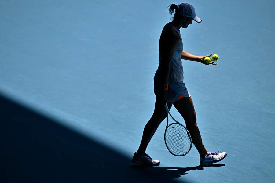 Swiatek et Gauff échouent à l'Open d'Australie, la Polonaise doit "renouer avec la victoire"