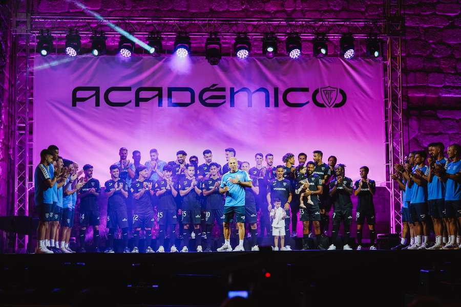A apresentação do Académico A apresentação do Académico