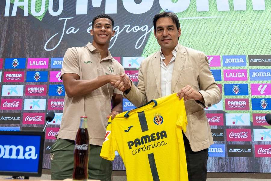 Santi Mouriño, durante su presentación