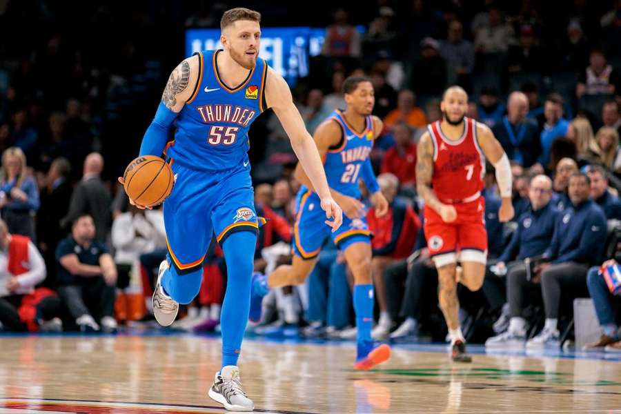 Isaiah Hartenstein beim NBA-Spiel der Oklahoma City Thunder gegen die Los Angeles Clippers.