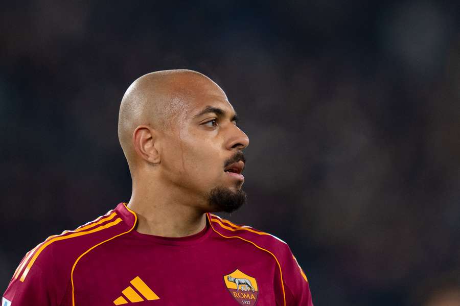 Donyell Malen during AS Roma's Serie A game against Cagliari