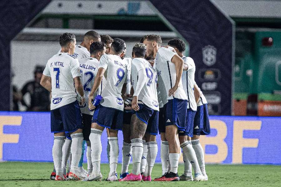 Cruzeiro precisou superar dificuldades para vencer na Serrinha Cruzeiro precisou superar dificuldades para vencer na Serrinha