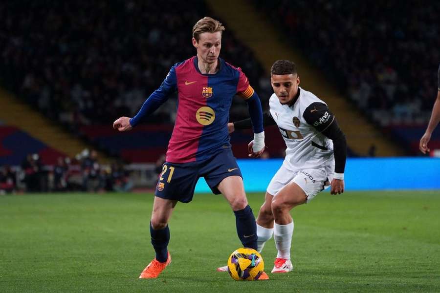 Flick delighted with De Jong for Barcelona win at Oviedo Flick delighted with De Jong for Barcelona win at Oviedo