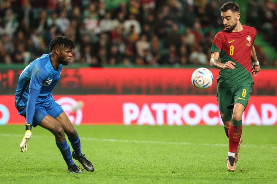 Bruno Fernandes bisou diante da Nigéria